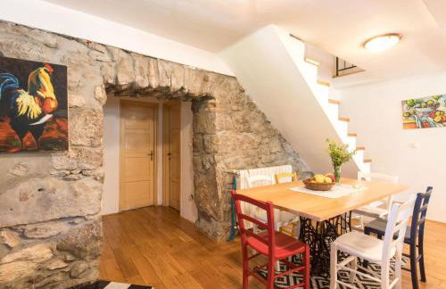 Holiday Home Haus mit modernem Interieur und einer alten Taverne by Interhome - Foto 2