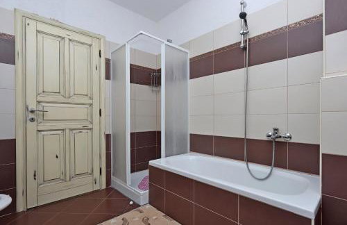 Family friendly house with a swimming pool Dolenja Vas, Central Istria - Sredisnja Istra - 24521 - Foto 21