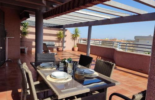 ÁTICO TERRAZA 65m. Playa, piscina, A/C, Wifi - Foto 40