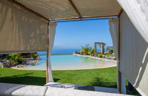 Apartamento de Lujo con Jacuzzi Privado, Piscina y Vistas al Mar - Foto 62