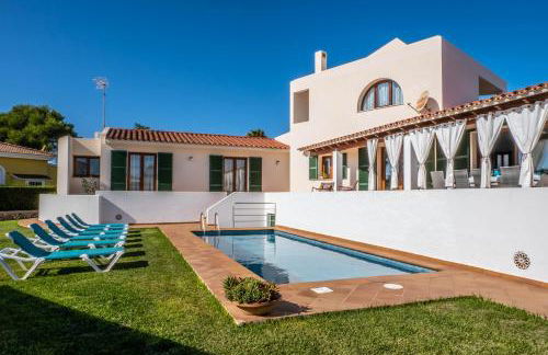 Elegant Villa in Ciutadella de Menorca with Private Pool - Photo 1