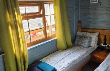 Unique Caravan with Outdoor Space Lodge - Foto 12