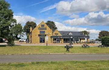 Rutland Point apartment Perfect for contractors plenty of parking - Foto 13