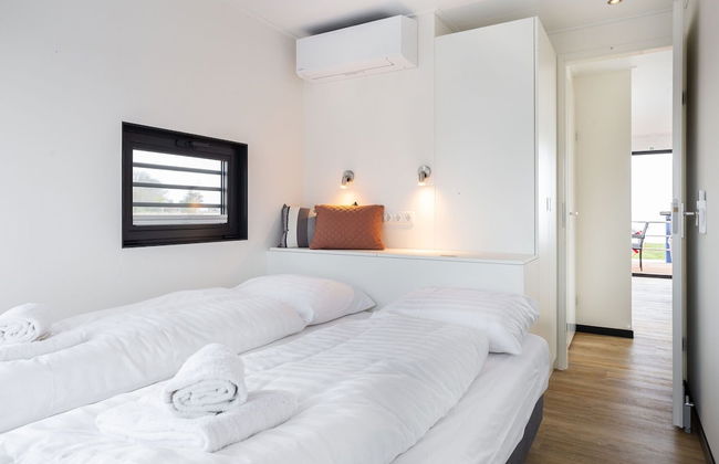 Unique Houseboat on and Around the Sneekermeer - Foto 12