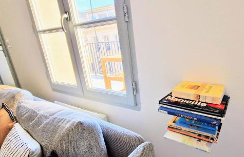 Terrasse - Hyper centre - 2 chambres - Parking gratuit - Calme & lumineux - Arrivée autonome - Foto 8