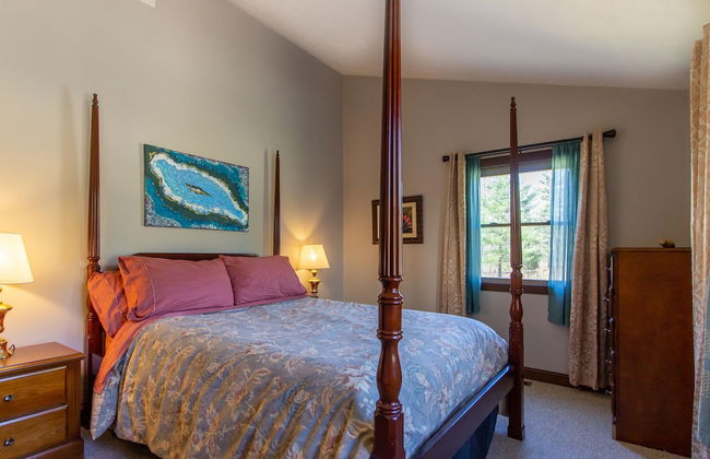 Private Retreat w Pool Hot Tub and Dining Hall - Foto 26