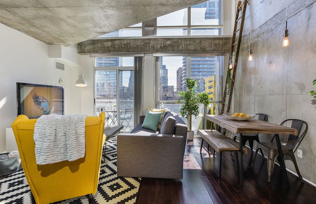 QuickStay - Sunlit Luxury Loft on King West - Foto 26