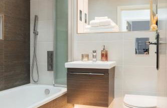 Modern 2Bed House - Walk to Station & High Street, Near Surrey Hills & Denbies Vineyard - Foto 12