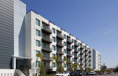 LAX 1 Bed Luxe with FREE PARKING - Foto 1