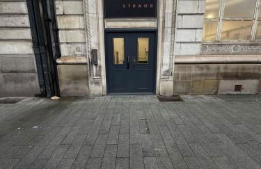 City View Studio Apartment Liverpool by StaySavvy Accommodation - Foto 22