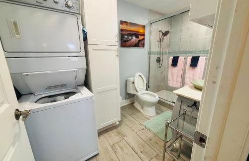 Seahorse - Tiny Home 1.2 Mi, 2 Beach Kitchen W & D Queen Bed - Foto 7