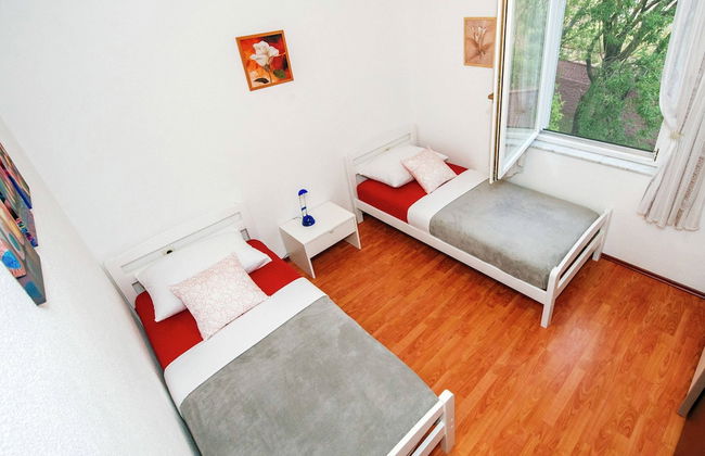 Private Estate With 2 Infinity Pools - Foto 6