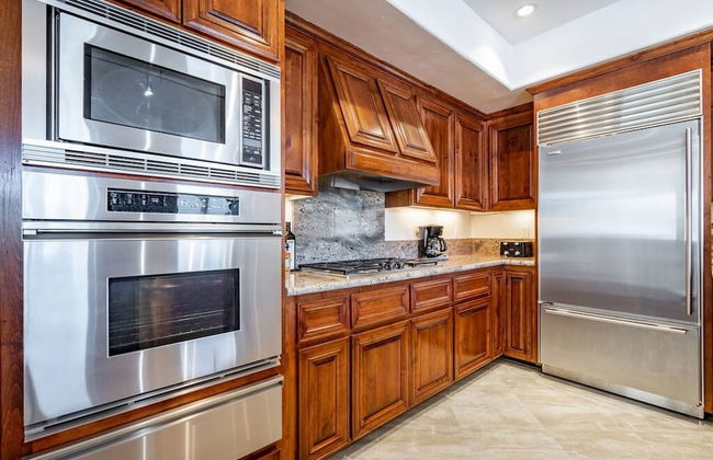 Your Home in San Diego - Two-car Garage - Foto 14