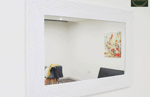 Lancing Apartments - Spacious 2 Bed - Sleeps 6 - Burnham Village - Foto 23