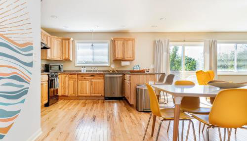 LARGE 5 Bed Lake Geneva Home 4 Blocks from Lake! - Foto 4