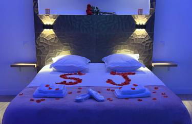 Chic & Jacuzzi - Foto 5