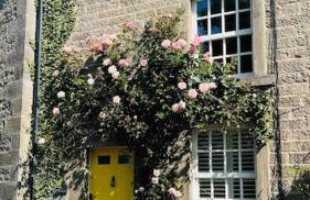 Charming Coates Cottage - Photo 4