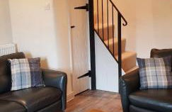 The Beautiful Bobbin - Premium Cottage with views, local walks, wood burner & pubs - Photo 13