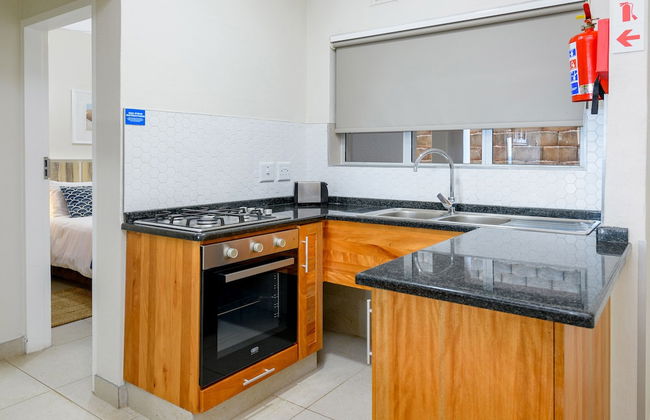 Illovo Beach Club - Photo 12