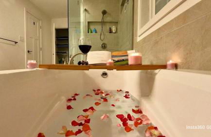 Perfect Family Getaway! Steps from Attractions - Foto 7