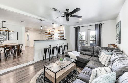 Riverfront Royal Home with Hot Tub and Fire Pits! - Foto 6