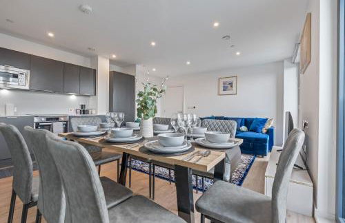 Luxury 3 bedroom with 2 bath at Plaistow opposite of station - Foto 8