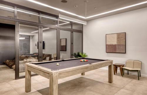 LES 1br w gym doorman wd nr park NYC-1314 - Foto 33