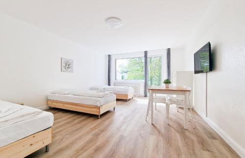 Tolstov Apartments - Monteurwohnungen - 3 Schlafzimmer - Küche - Balkon - Waschmaschine - 25 Min zur Messe DUS - Foto 6