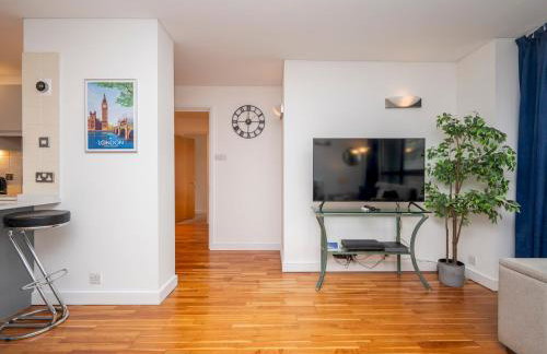 Bright Spacious Flat in Central London Sleeps 6 - Pass the Keys - Foto 8