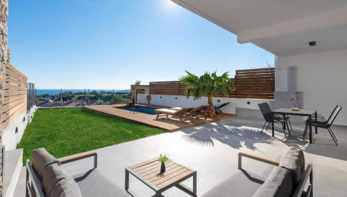 Sea View Sunrise Luxury Apartment - Foto 3, Garden