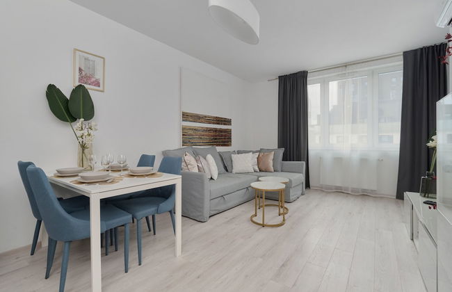 Gwiaździsta Apartment by Renters - Photo 10