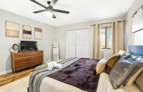 Heritage Haus - Luxe 2BR w Deck, Pets OK, Wi-fi, Near Marietta Sq - Foto 34