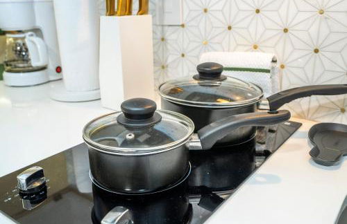 Emerald Luxe Lakeview 6 min to EPIC Universe - Foto 35