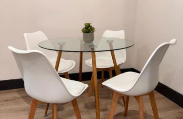 Spacious Apt 15 mins to NYC with Free Indoor Parking - Foto 15