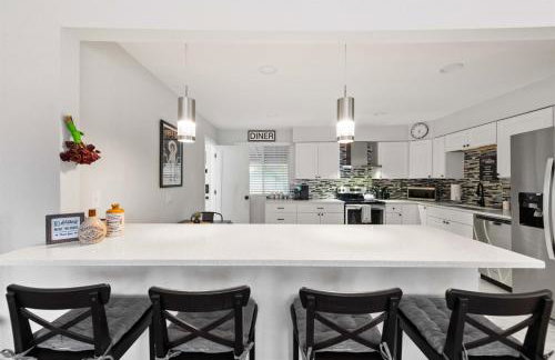 Spacious Retreat Patio, Games, and Quick to DEN - Foto 2