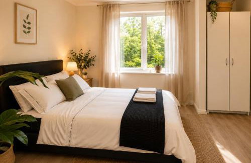 North London A spacious 7 bedroom house accommodating up to 18 people complete with own gym and table tennis - Foto 11