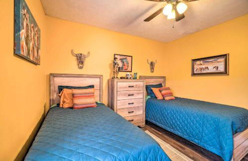 Suburban Getaway with Game Room, 19 Mi to Nashville! - Foto 21