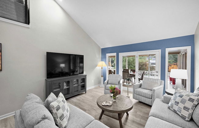 Sip, Sip Away by Avantstay Pool + Hot Tub - Foto 23