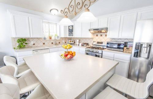 Farmington Gem, fenced yard, sleeps 6 - Foto 61