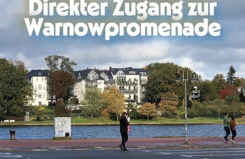 Beste Lage mit Warnowblick - großer Balkon, zwei Schlafzimmer, Aufzug, Stellplatz - Foto 12