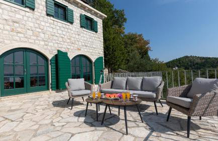 Villa Stolovi with panorama view by Villas Guide - Foto 9