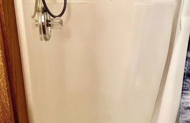 Romantic and Rustic Cabin Rental for Couples in Bitterroot Valley, Montana - Foto 12