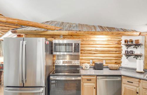 Waters Edge Retreat on Butternut Lake! - Foto 7