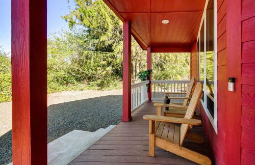 Ocean Shores Retreat with Porch and Canal Views! - Foto 24