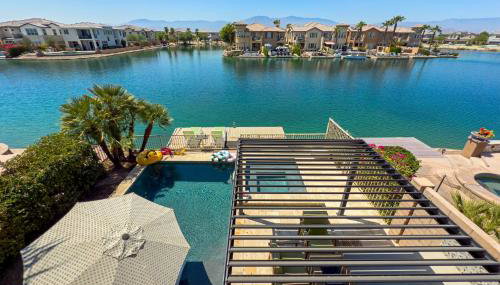 Terra Lago Villa Lake, Mountain and Desert view, Coachella Getaway - Foto 5