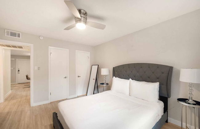 Stylish 2BR Near UT Hyde Park Evonify - Foto 3