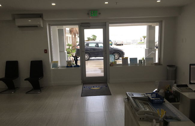 Arya Blu Inn & Suites - Foto 2