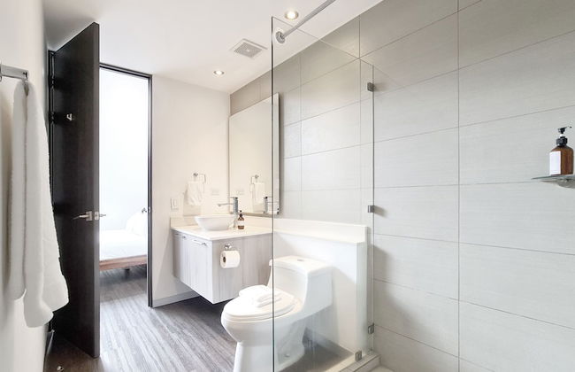 BEE Suites Santa Ana - Foto 41