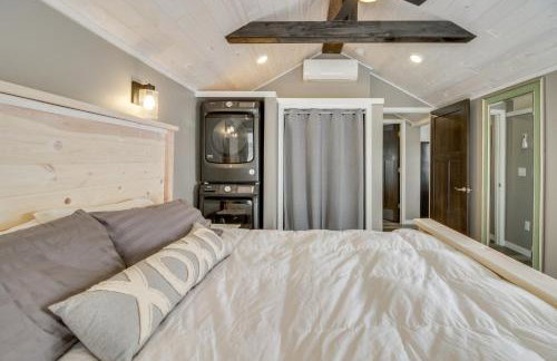 Pet-Friendly Cabin with Lake Access and Patio in Dent - Foto 13