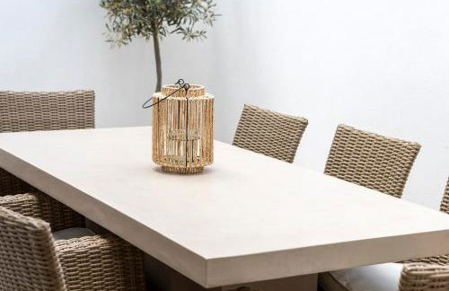 First Row Beach Villa - Photo 31